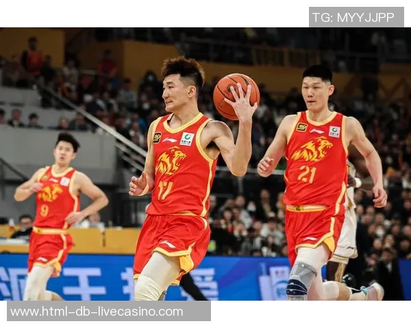 胡金秋表现出色孙铭徽因伤退场广厦轻松战胜辽宁迎来新赛季首胜